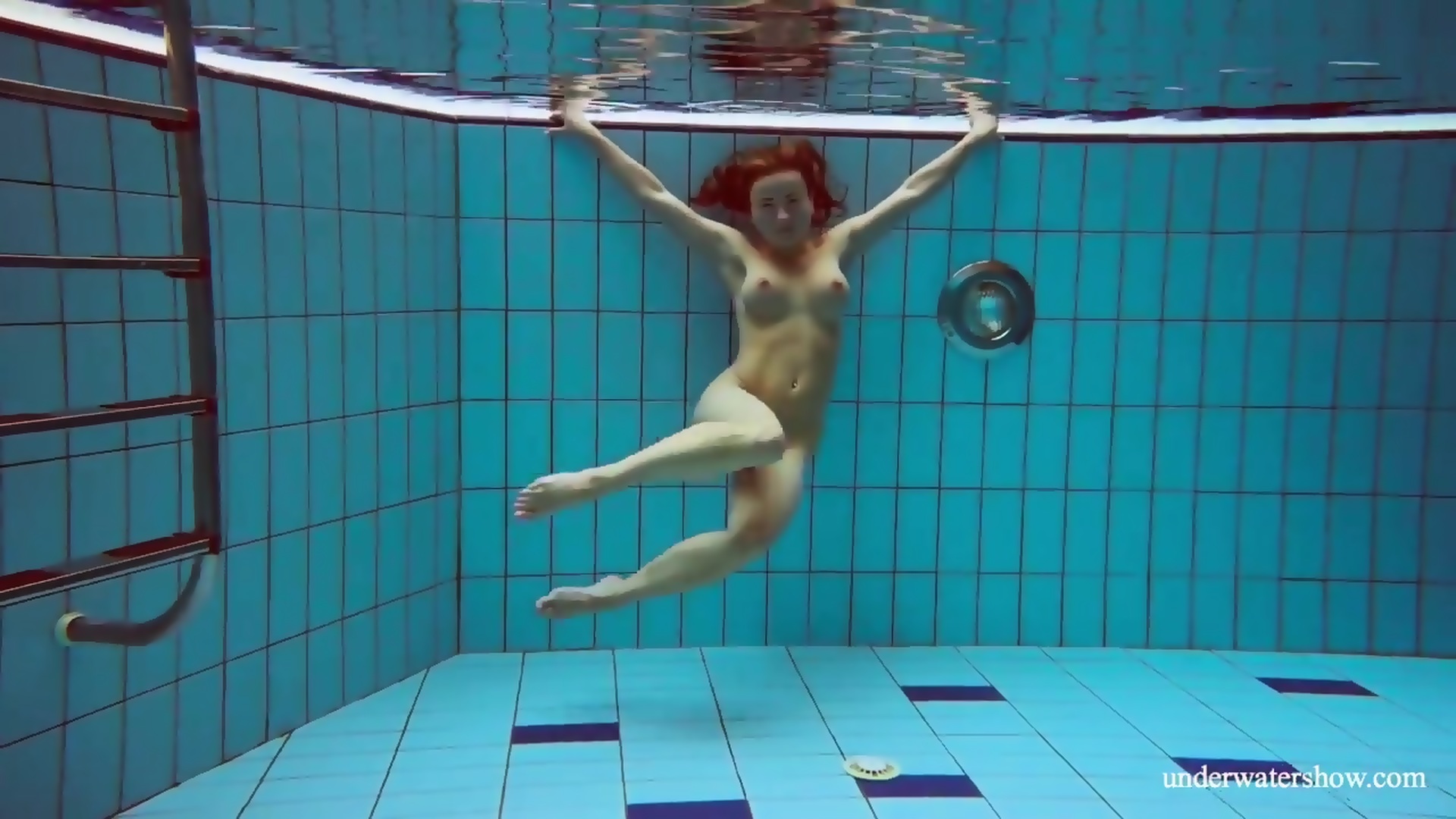 best of Brunette underwater sexy deniska