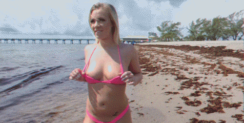 Teen exhibitionist girlfriend naked public beach