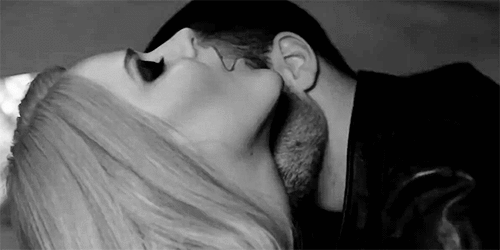 Imagine putting neck under your kisses