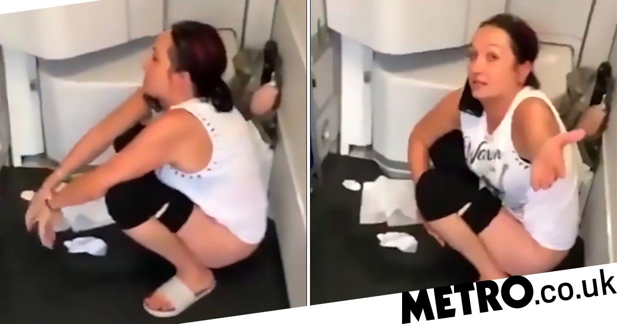 Stopper reccomend wife squat pees shower