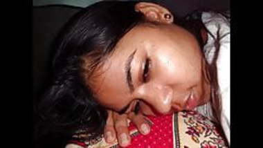 Indian tamil teen bathing exposing herself