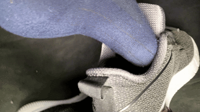 Mammoth reccomend sweaty black socks soles nurse