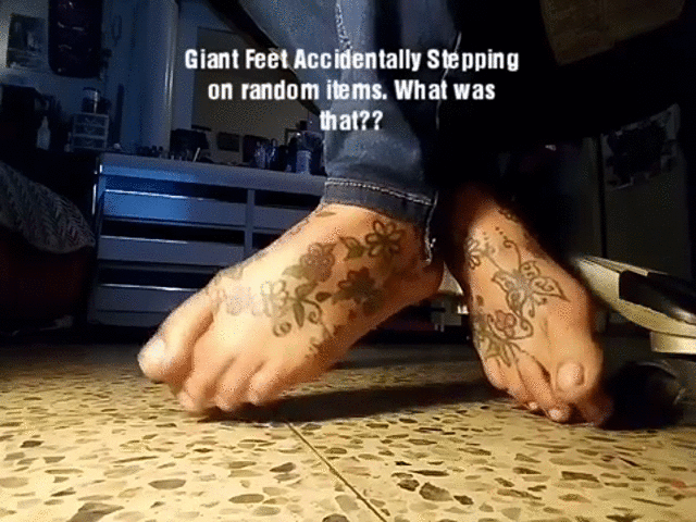 Small penis foot fetish masturbating accidentally