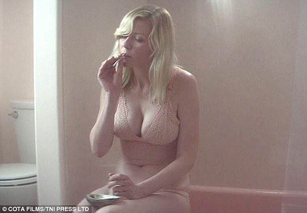 New N. reccomend kirsten dunst nude scenes scandalplanetcom