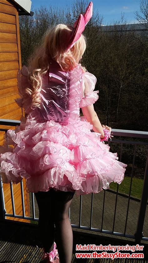 Wank pink sissy maid uniform frilly