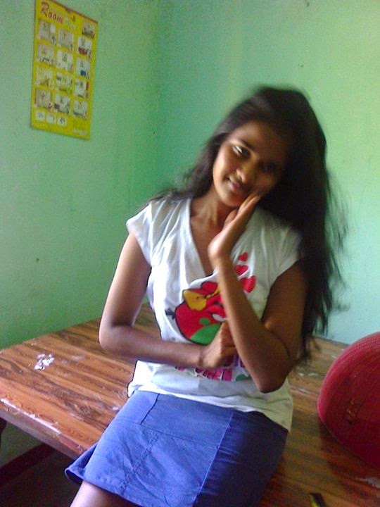 Lankan school girl