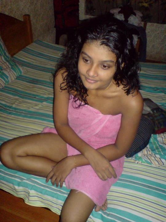 Lankan tamil girl self nude