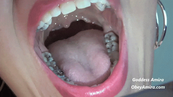 Sexy girl show mouth uvula online