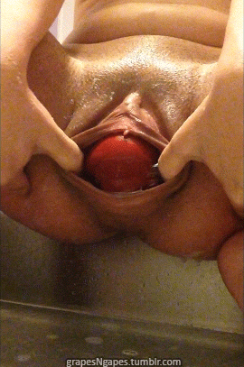 Canine reccomend skinny girl gapes pussy wide open